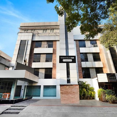 Super Townhouse Oak Kodambakkam Formerly Cine City Chennai Luaran gambar