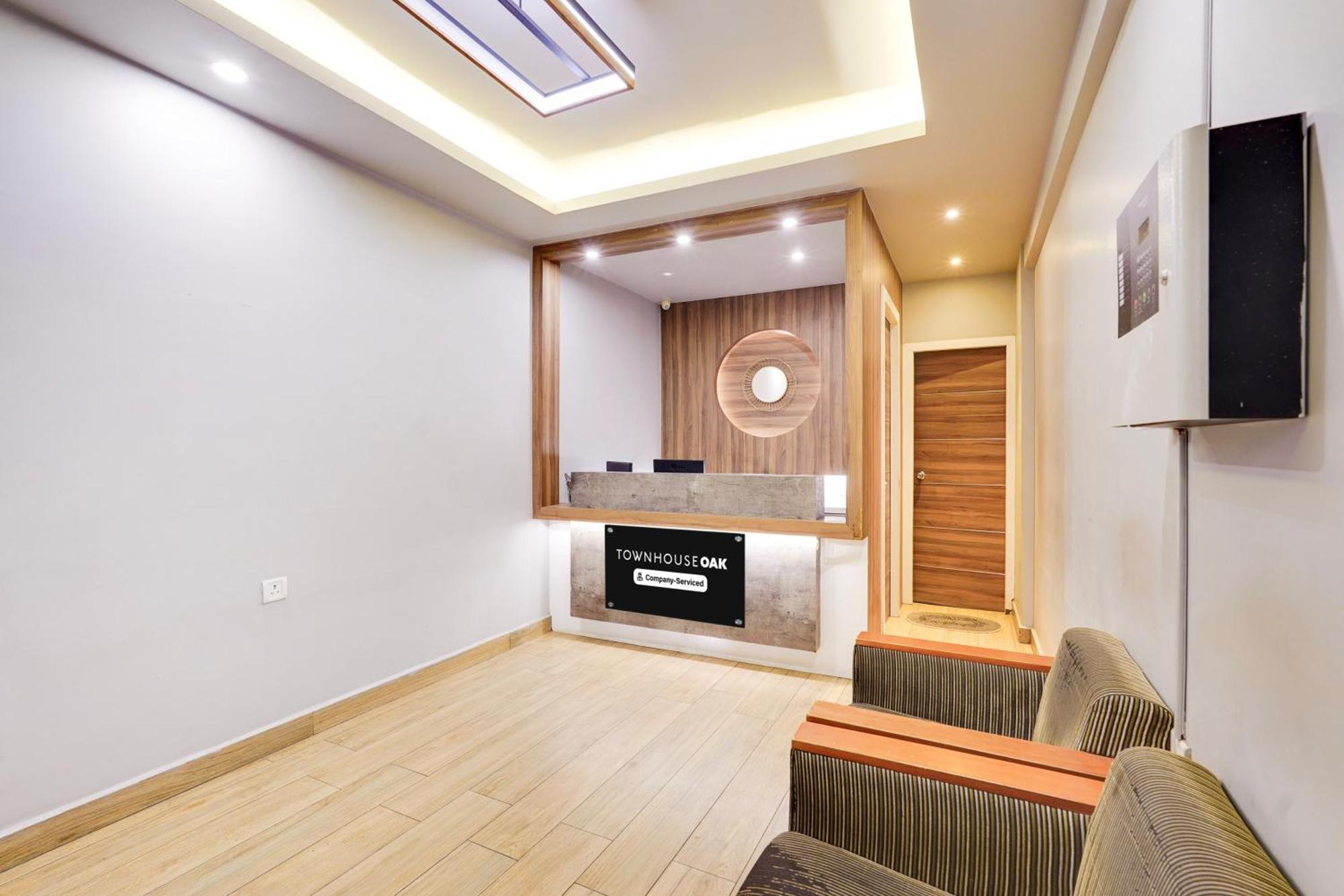 Super Townhouse Oak Kodambakkam Formerly Cine City Chennai Luaran gambar