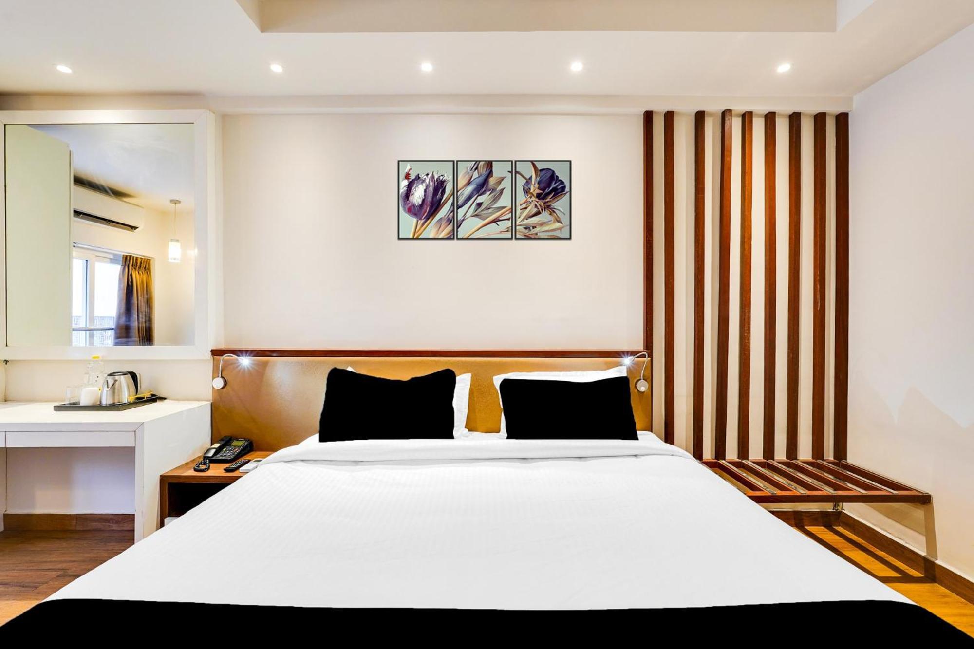 Super Townhouse Oak Kodambakkam Formerly Cine City Chennai Luaran gambar