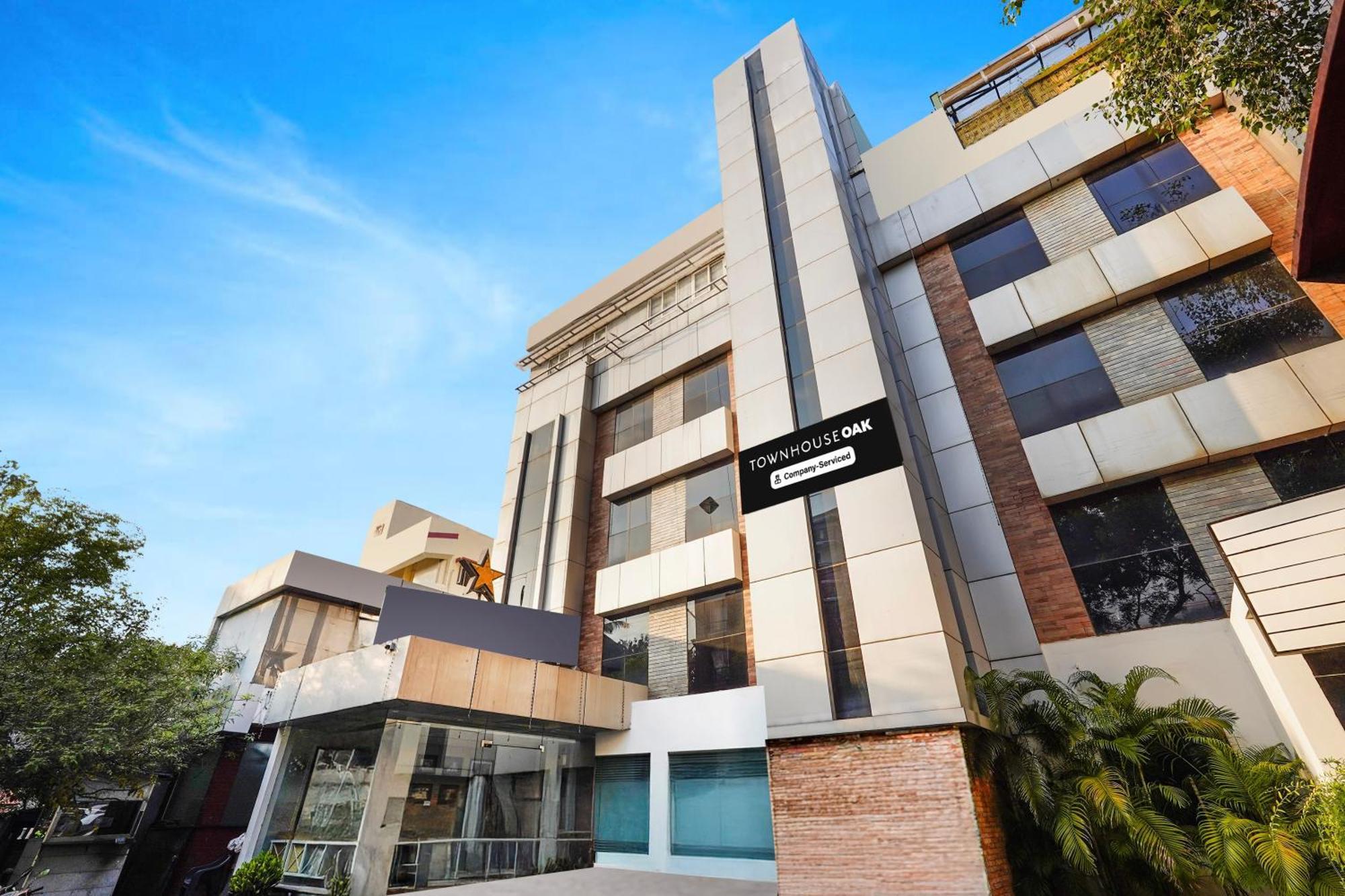 Super Townhouse Oak Kodambakkam Formerly Cine City Chennai Luaran gambar
