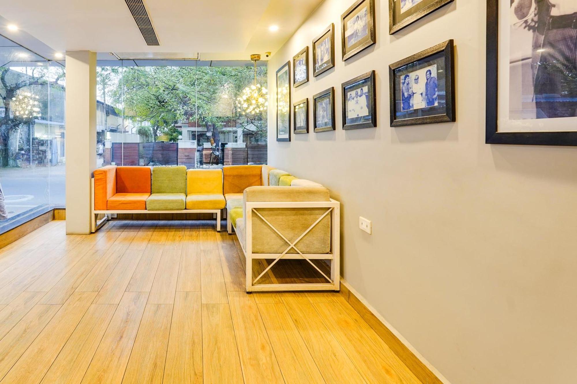 Super Townhouse Oak Kodambakkam Formerly Cine City Chennai Luaran gambar